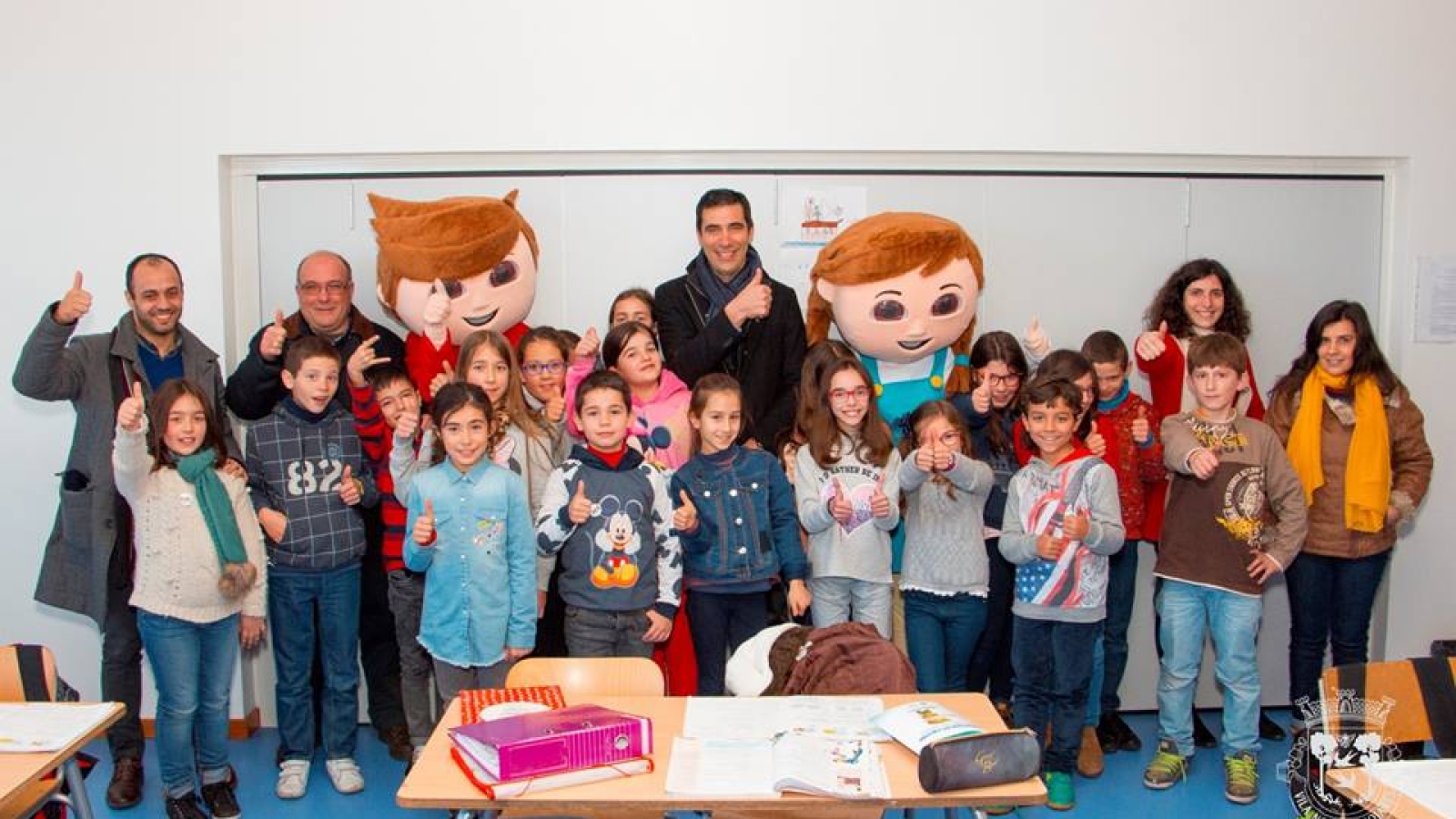 Mascotes Gaspar e Inês visitaram os centros escolares de Santo André e S.Miguel de Poiares
